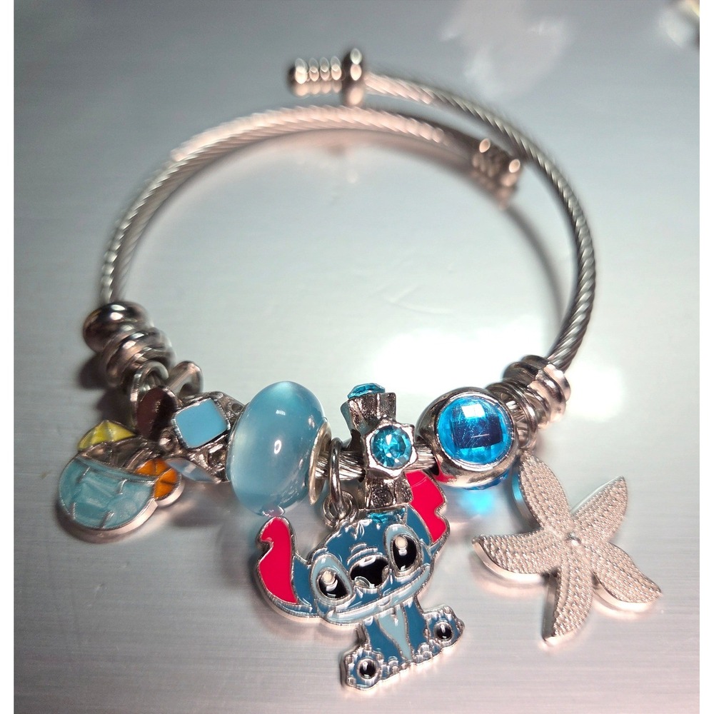 Unbranded Stitch Charm Bangle Bracelet Silver Tone Twisted Wire Starfish Beads